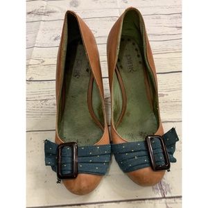 Pink Studio Pin-up Pumps